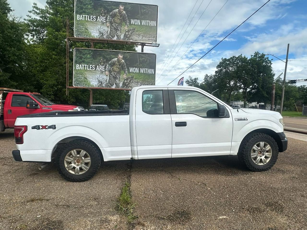 Ford F-150 Lariat SuperCab 6.5-ft. Bed 4WD 2015