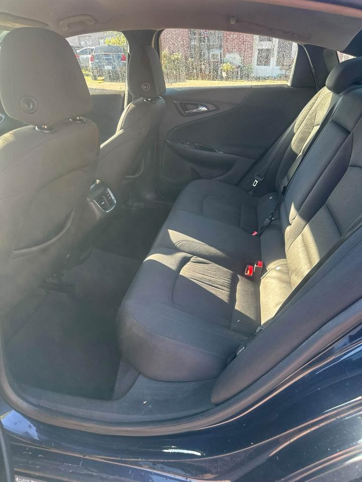 Chevrolet MALIBU LT Base 2016