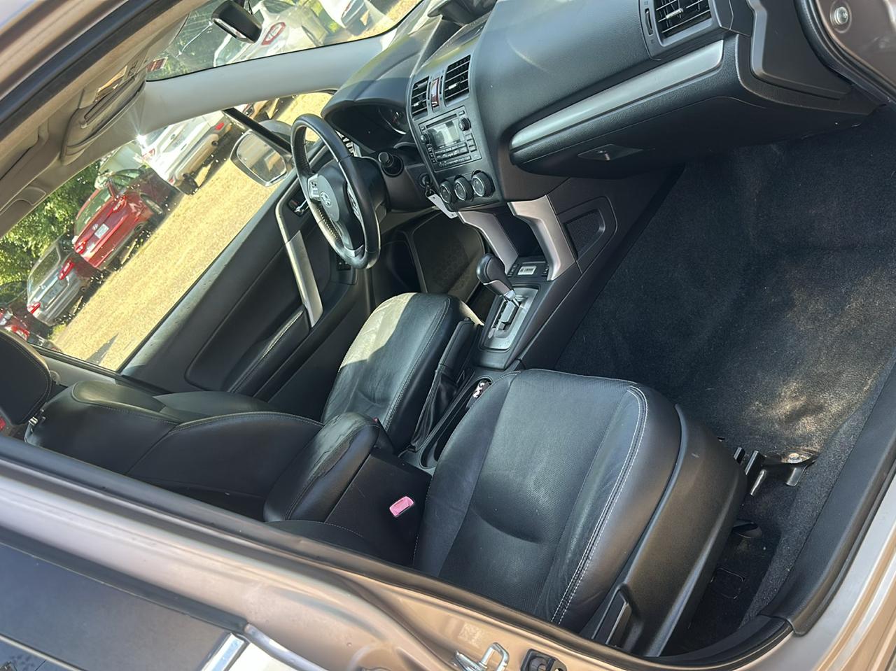 Subaru Forester 2.5i Limited 2014