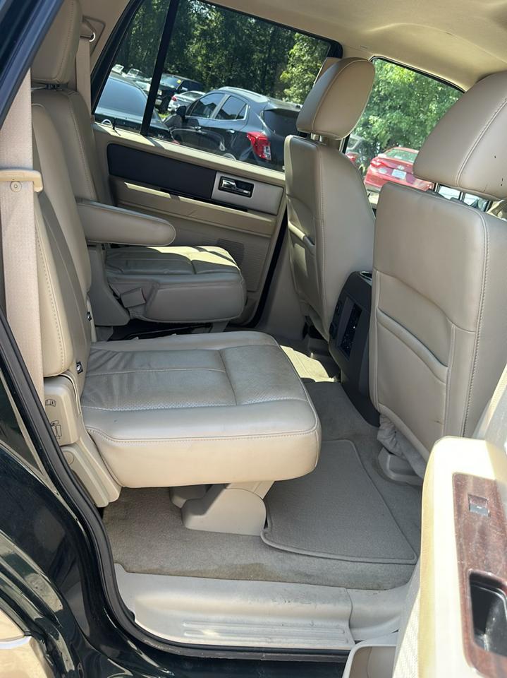 Ford Expedition XLT 4WD 2014