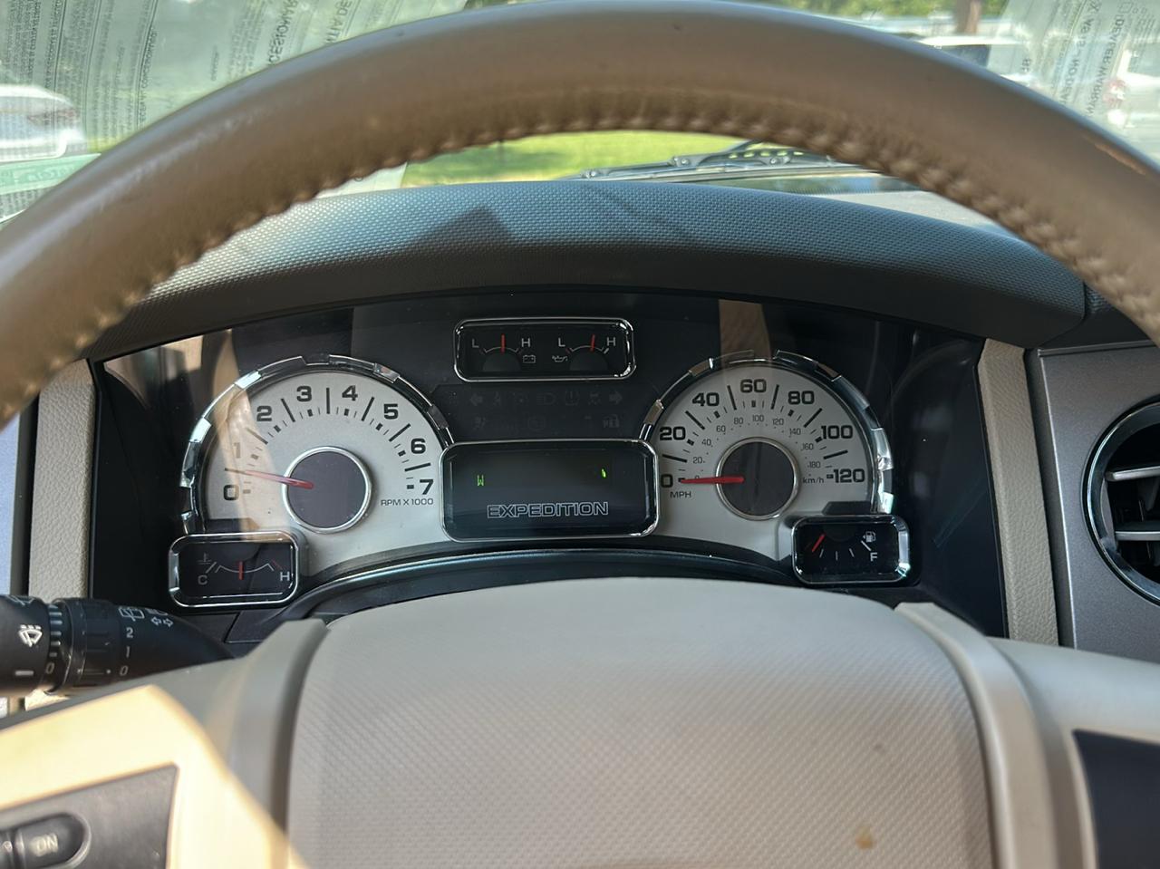 Ford Expedition XLT 4WD 2014