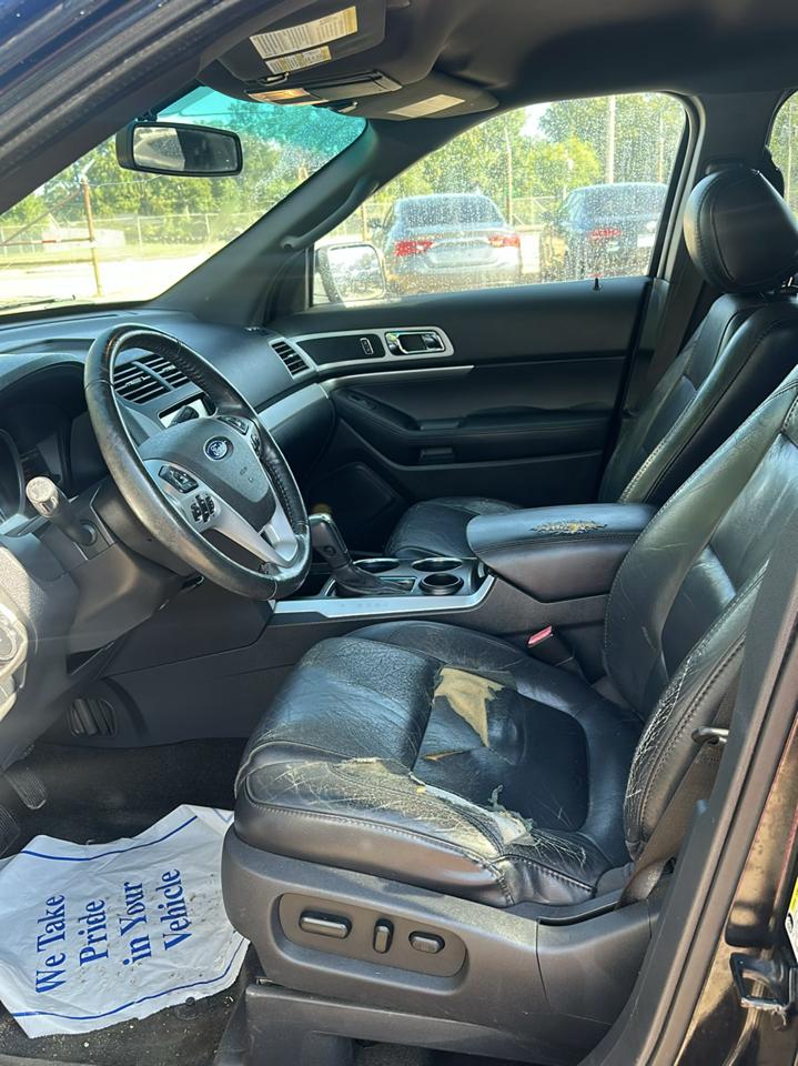 Ford Explorer XLT FWD 2012