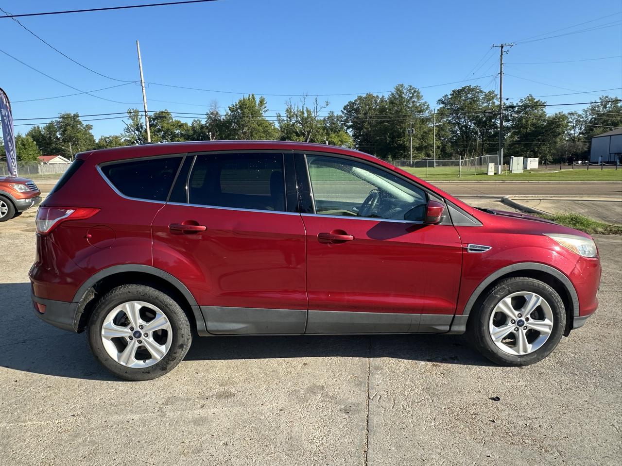 Ford ESCAPE SE  2016