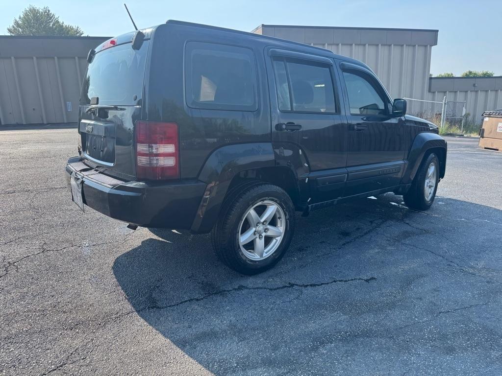Jeep Liberty Sport 4WD 2011