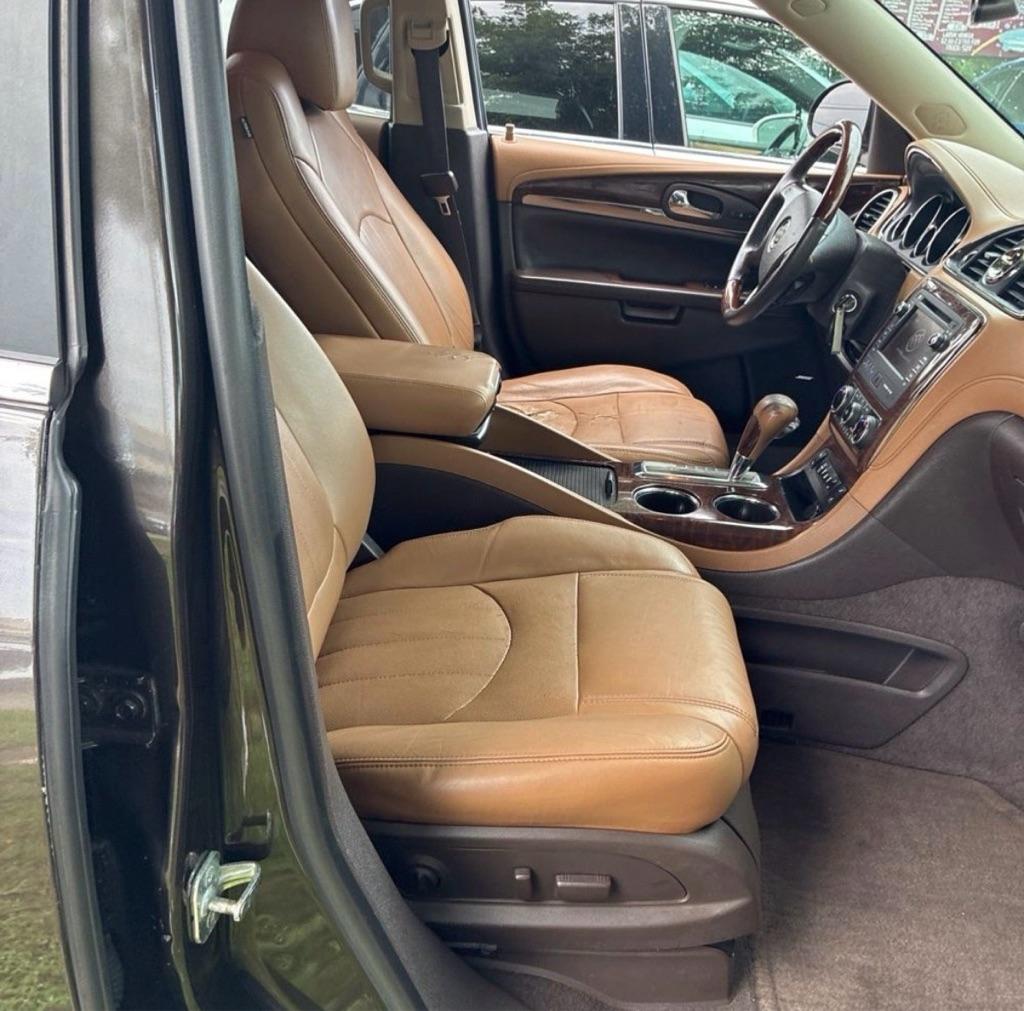 Buick Enclave Leather AWD 2013