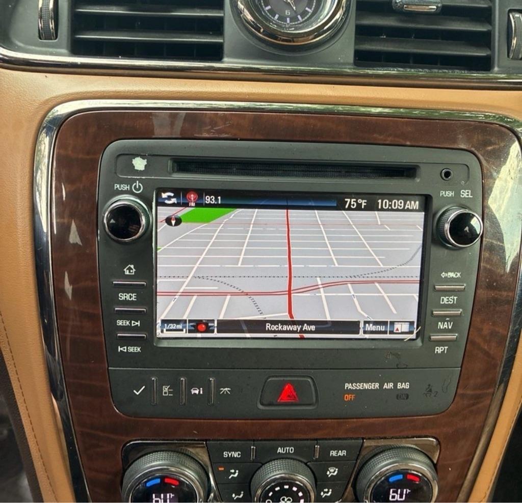 Buick Enclave Leather AWD 2013