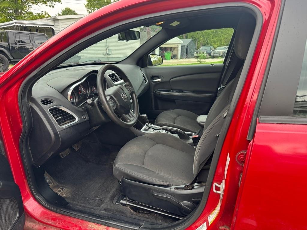 Dodge Avenger Base 2013