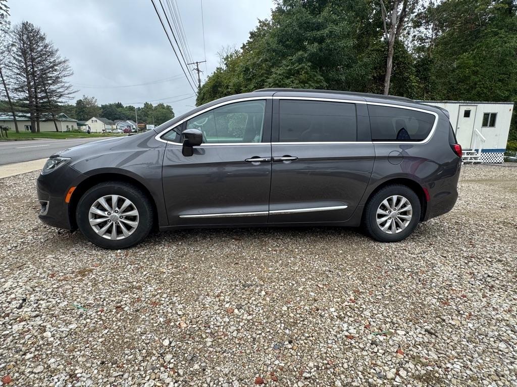 Chrysler Pacifica Touring-L 2017