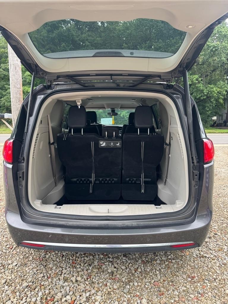 Chrysler Pacifica Touring-L 2017