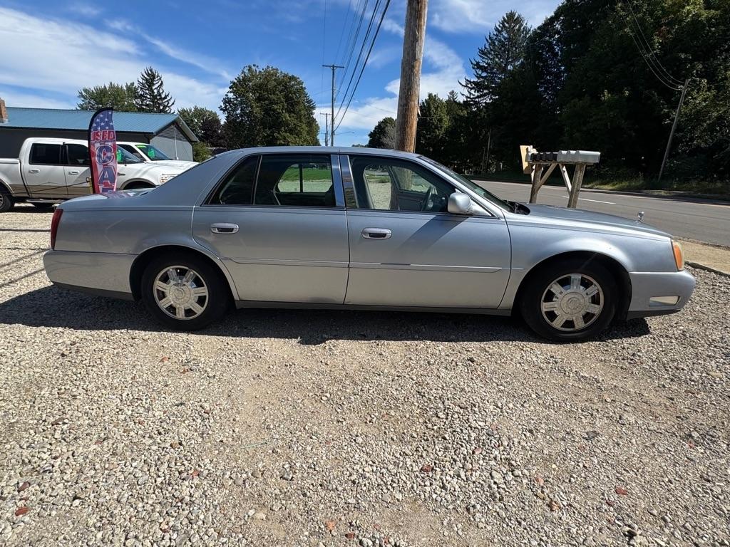 Cadillac DeVille Sedan 2005