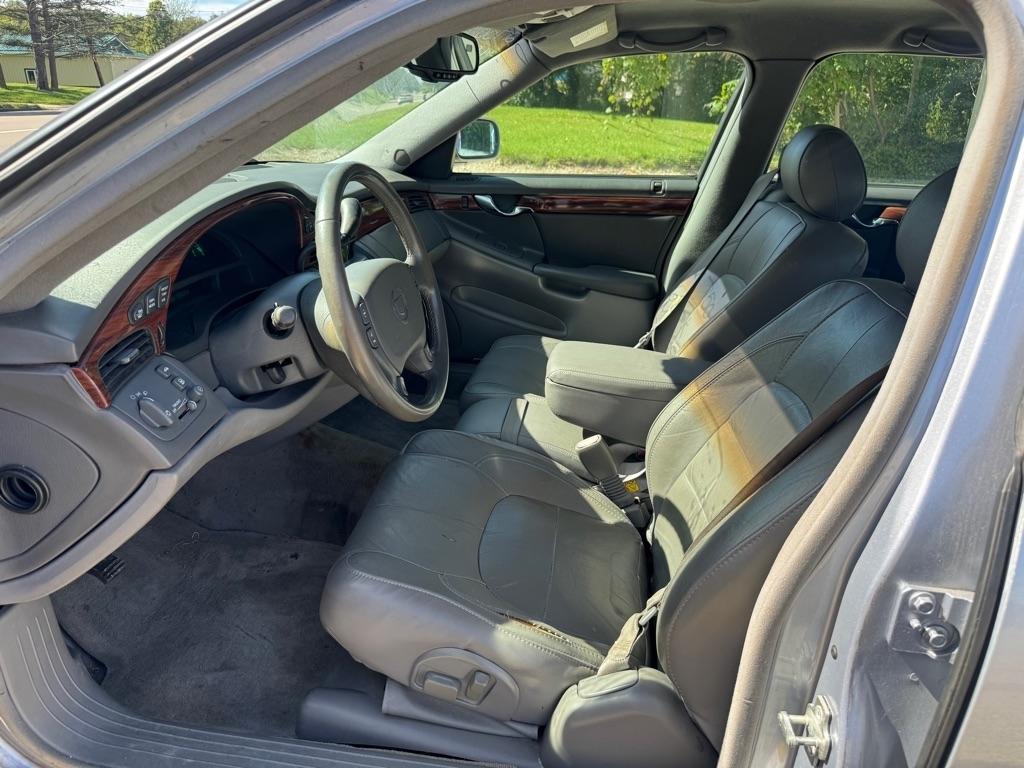 Cadillac DeVille Sedan 2005