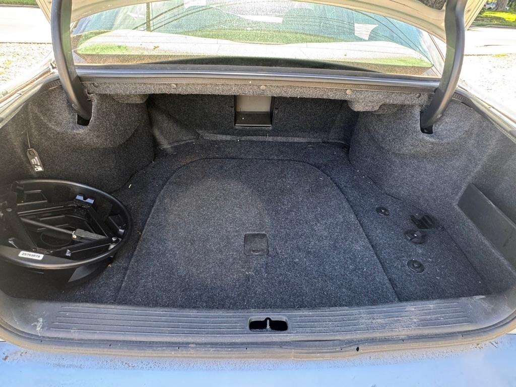 Cadillac DeVille Sedan 2005
