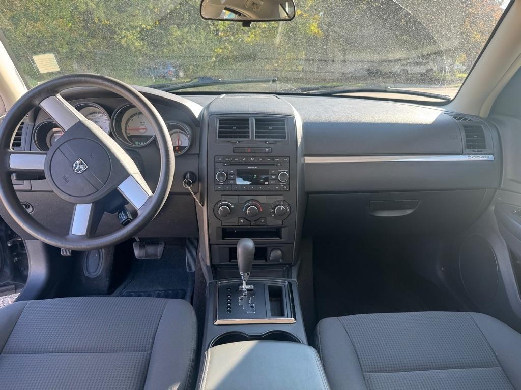 Dodge Charger SE 2008