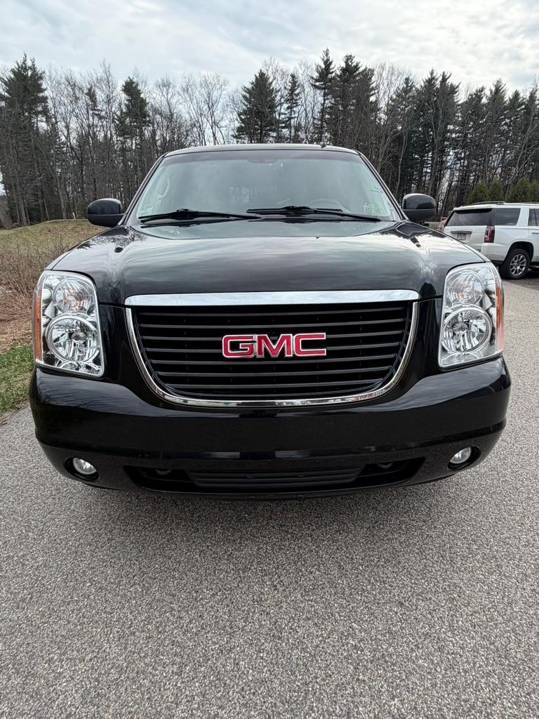 GMC Yukon SLT1 4WD 2011