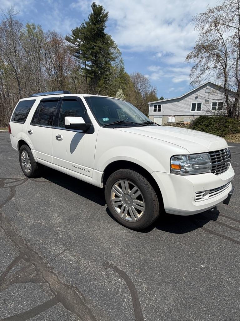 Lincoln Navigator 4WD 2012