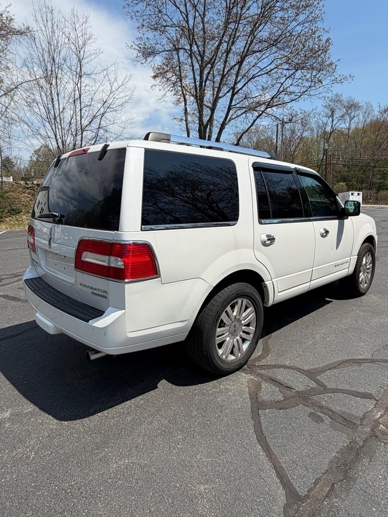 Lincoln Navigator 4WD 2012