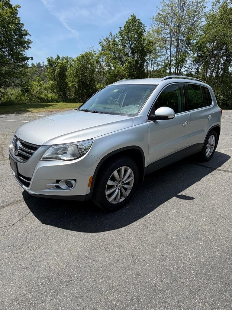 2011 Volkswagen Tiguan S 4Motion