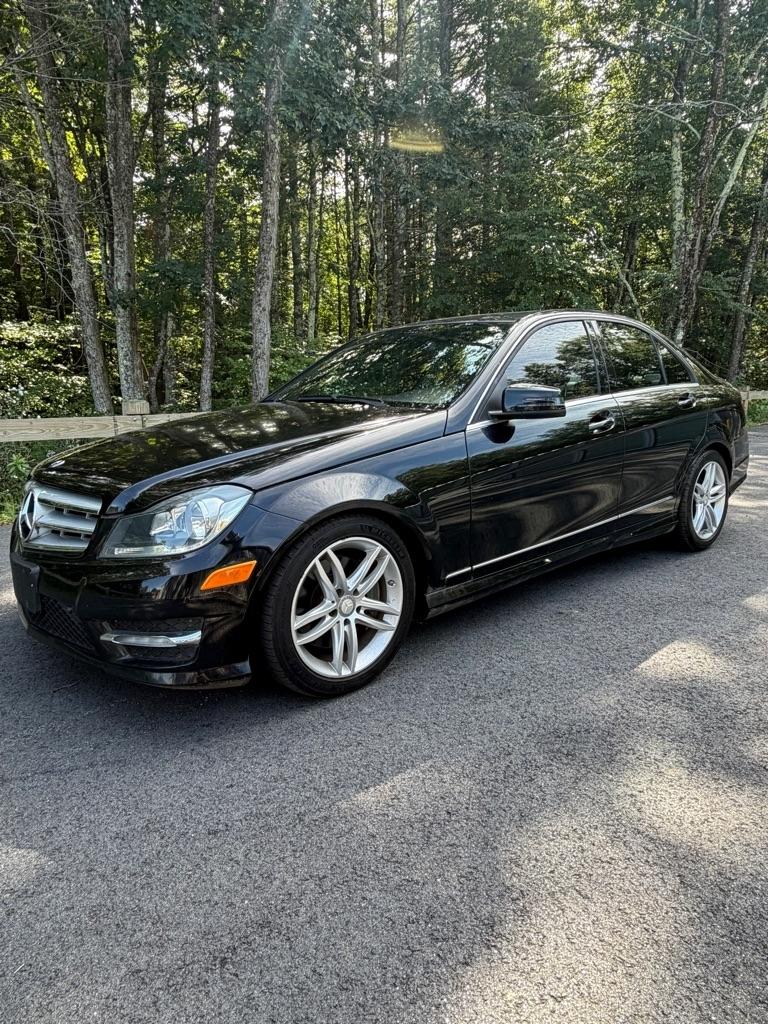 2013 Mercedes-Benz C-Class C300 4MATIC Sport Sedan