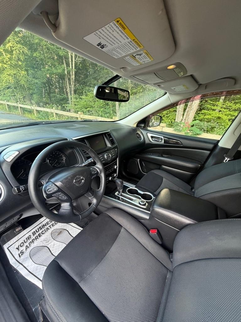 Nissan Pathfinder S 4WD 2019
