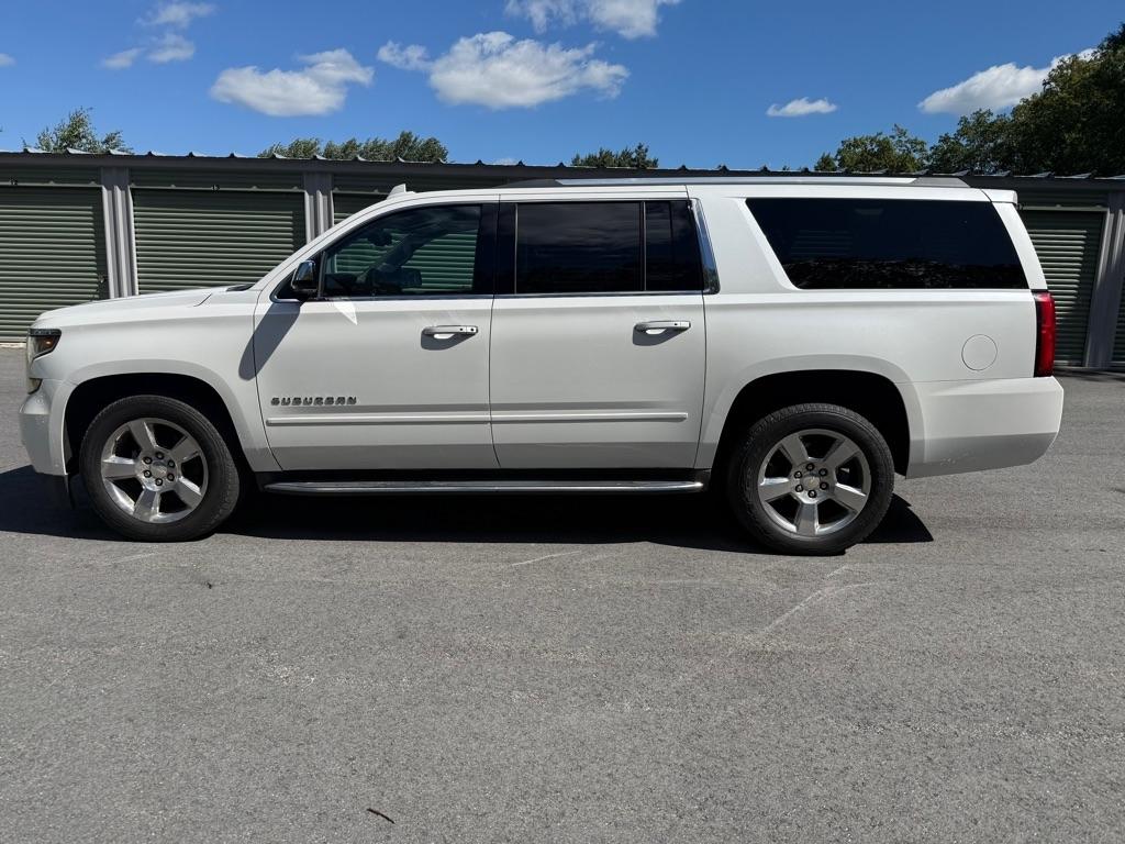 Chevrolet Suburban Premier 4WD 2017