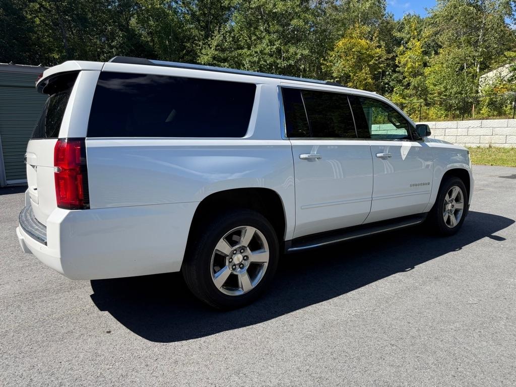 Chevrolet Suburban Premier 4WD 2017