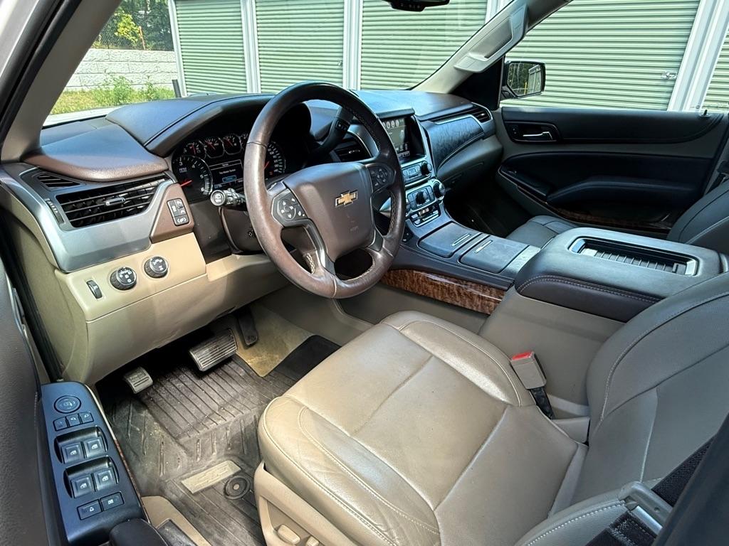 Chevrolet Suburban Premier 4WD 2017