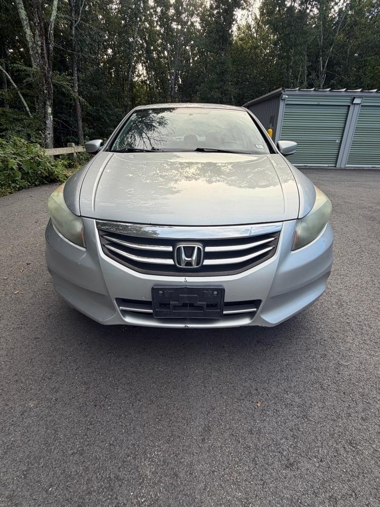Honda Accord LX-P Sedan AT 2011
