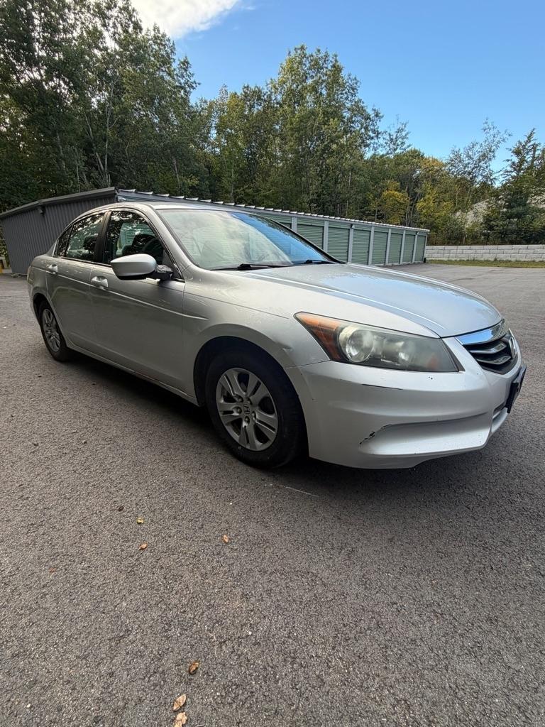 Honda Accord LX-P Sedan AT 2011