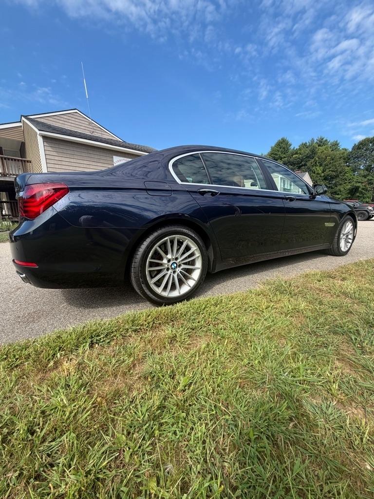 BMW Alpina B7 LWB xDrive 2013