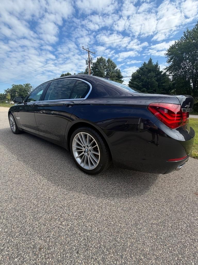 BMW Alpina B7 LWB xDrive 2013
