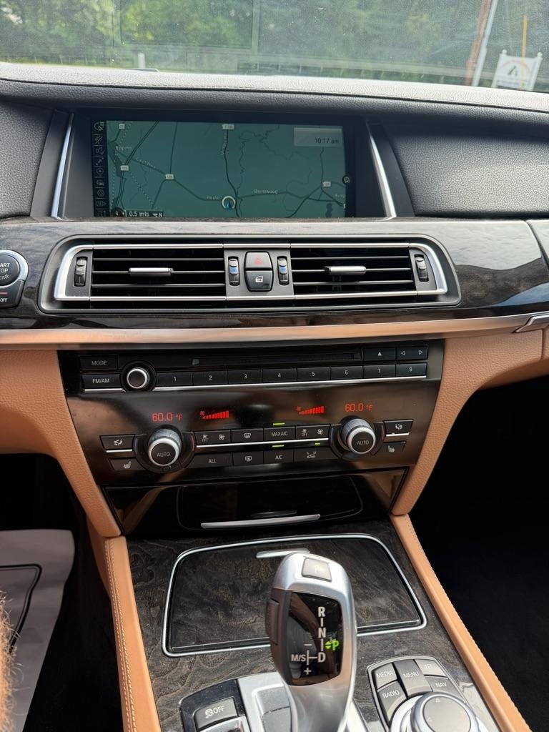BMW Alpina B7 LWB xDrive 2013