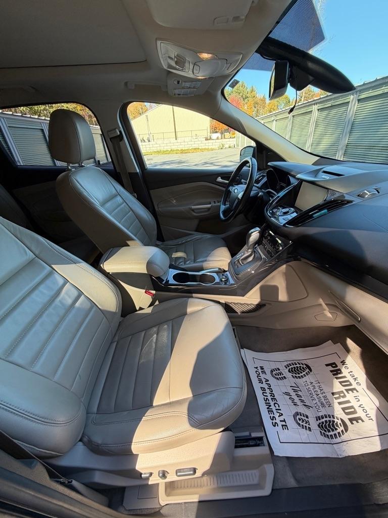 Ford Escape Titanium 4WD 2015