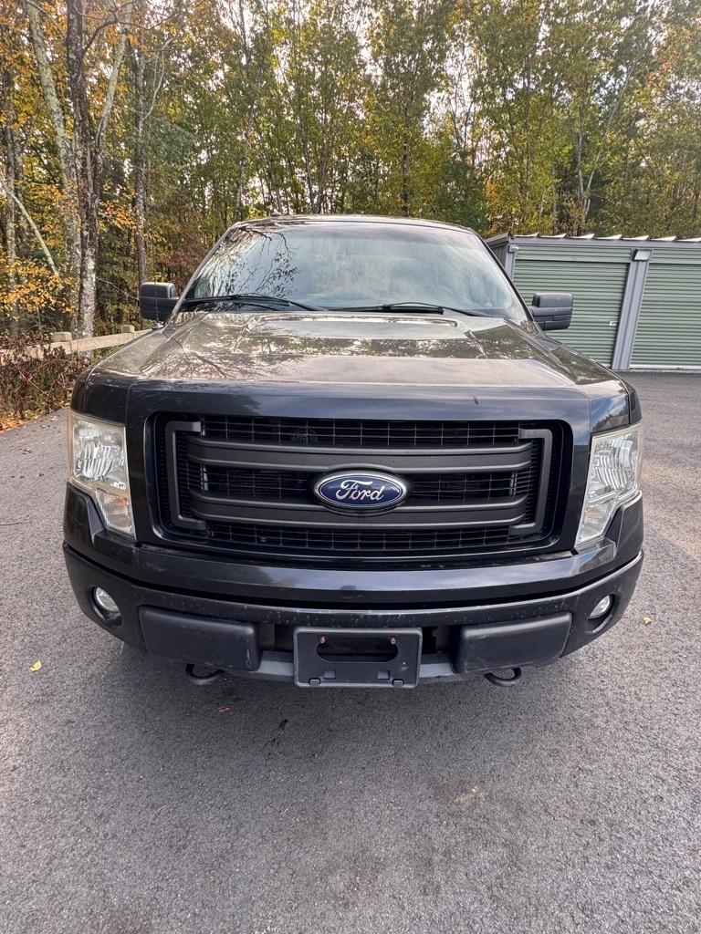 Ford F-150 XL SuperCab 8-ft. Bed 4WD 2014
