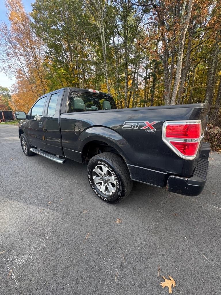 Ford F-150 XL SuperCab 8-ft. Bed 4WD 2014