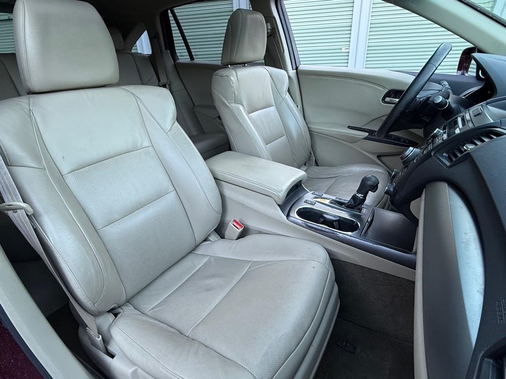 Acura RDX 6-Spd AT AWD w/ Technology Package 2013