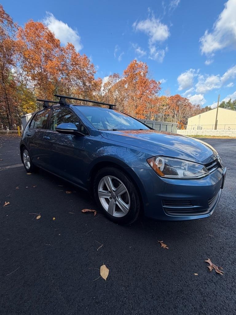 Volkswagen Golf TSI S 5M 2017