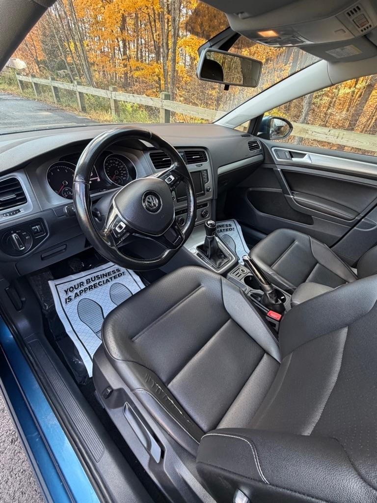 Volkswagen Golf TSI S 5M 2017