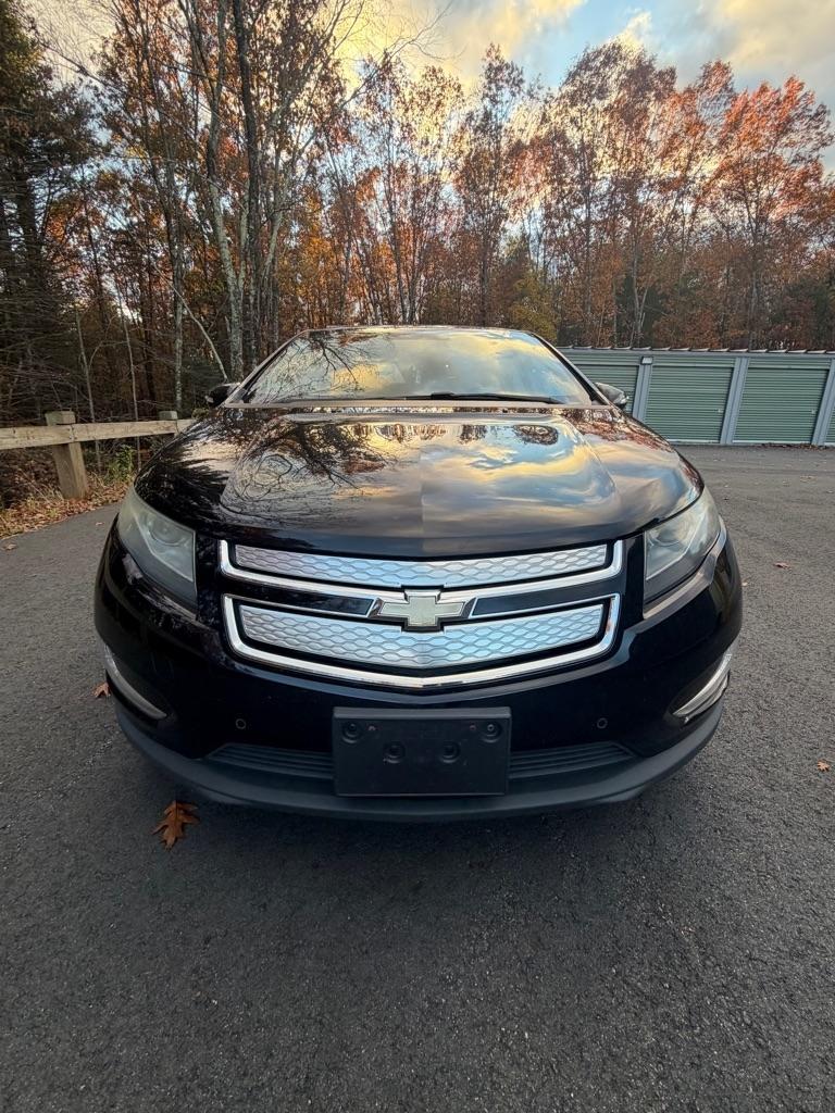 Chevrolet Volt Base 2011