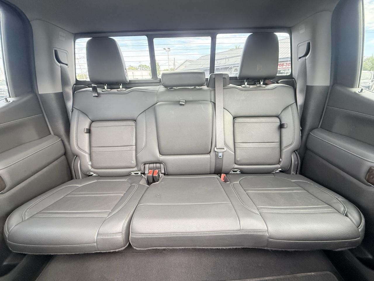 GMC Sierra Denali AWD Crew Cab 143.5" 2022