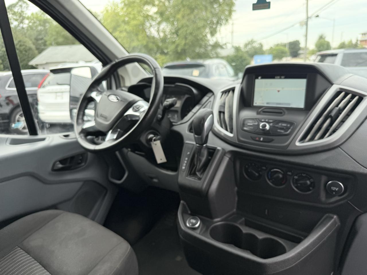 Ford Transit Wagon T-350 148" Low Roof XLT Sliding RH Dr 2017