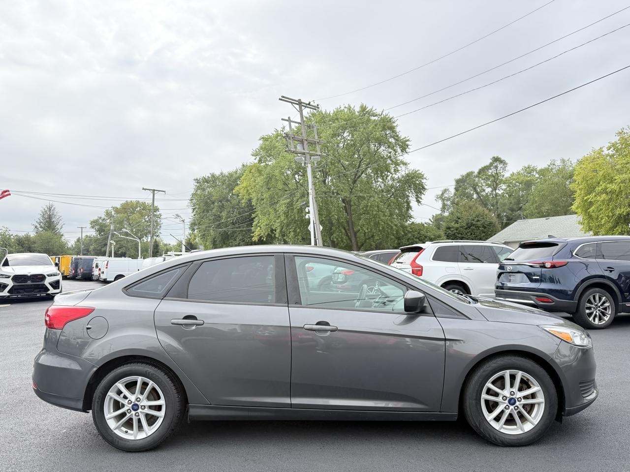 Ford Focus SE Sedan 2018