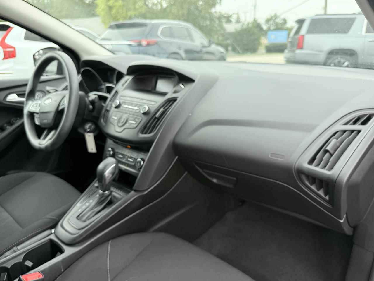 Ford Focus SE Sedan 2018