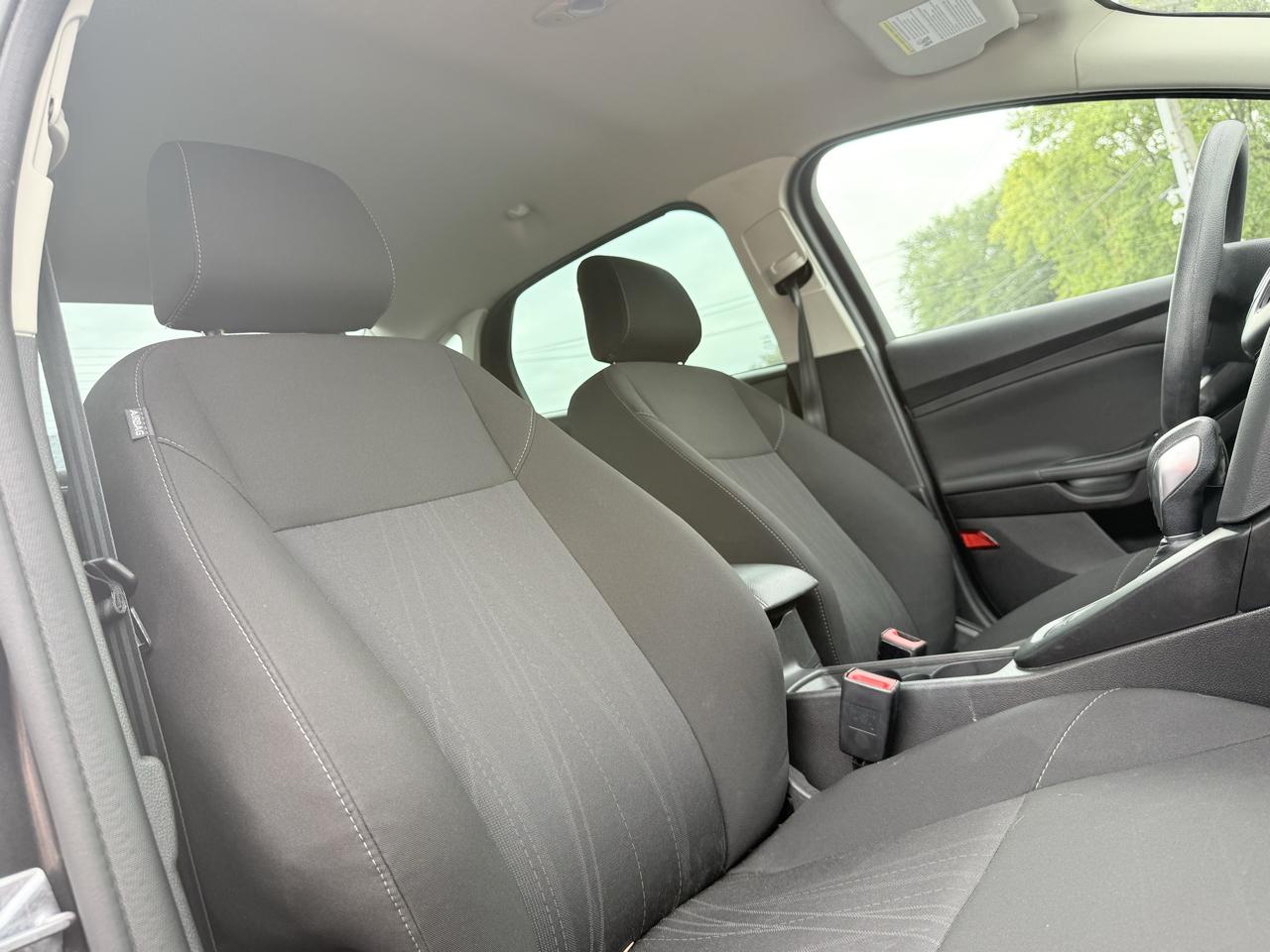 Ford Focus SE Sedan 2018
