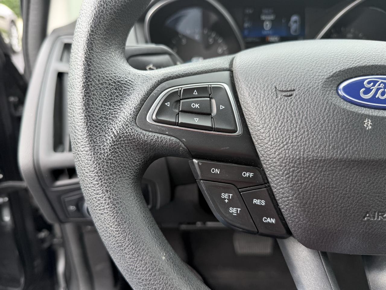 Ford Focus SE Sedan 2018