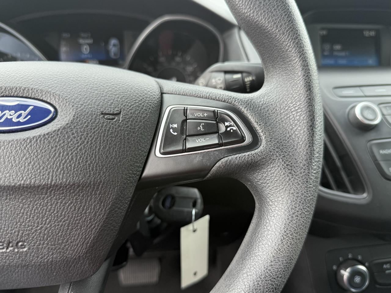 Ford Focus SE Sedan 2018