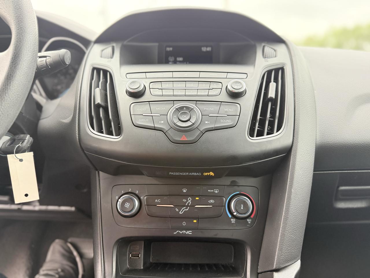 Ford Focus SE Sedan 2018