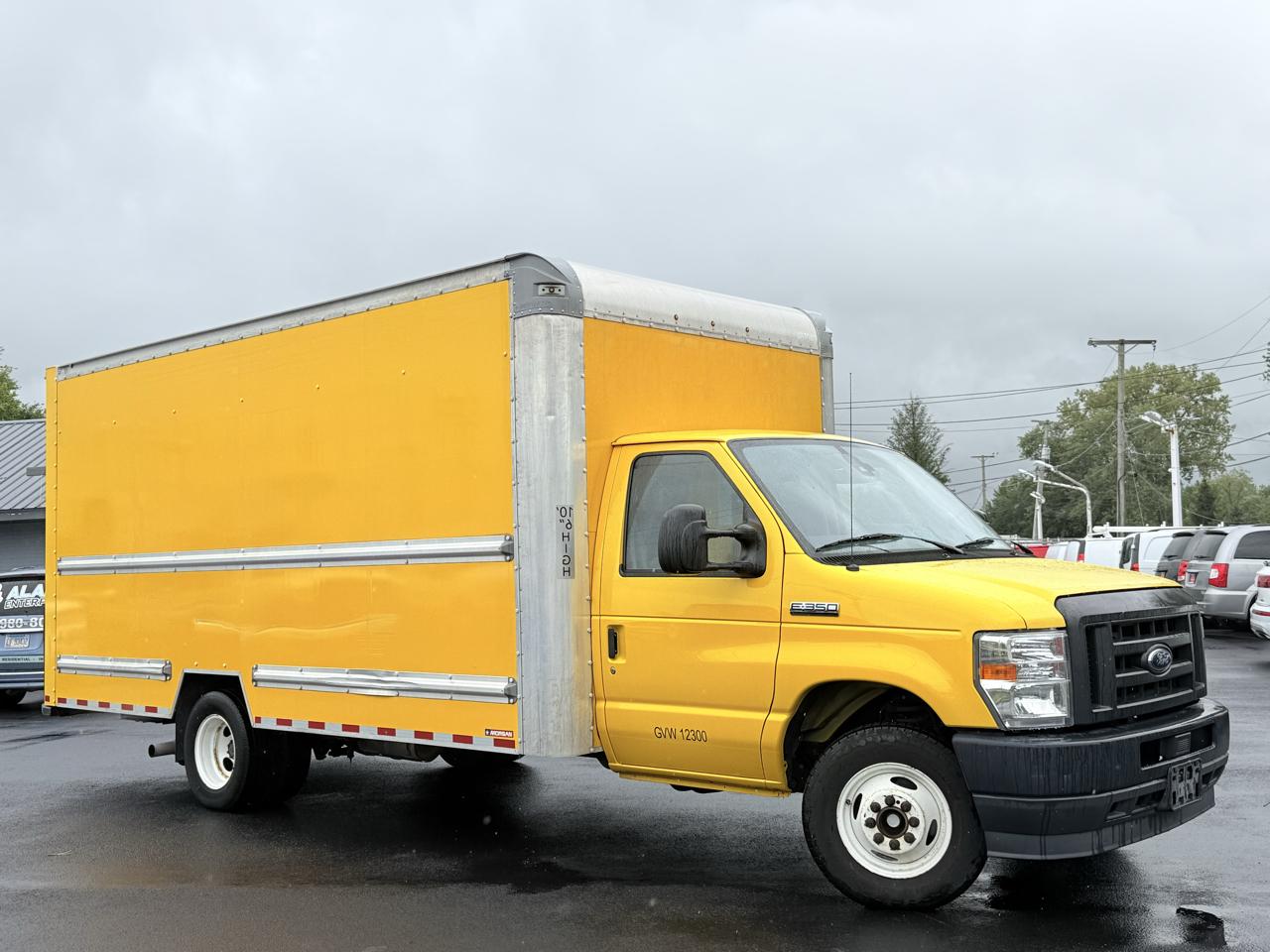 Ford E-Series Cutaway E-350 SRW 138" WB 2022