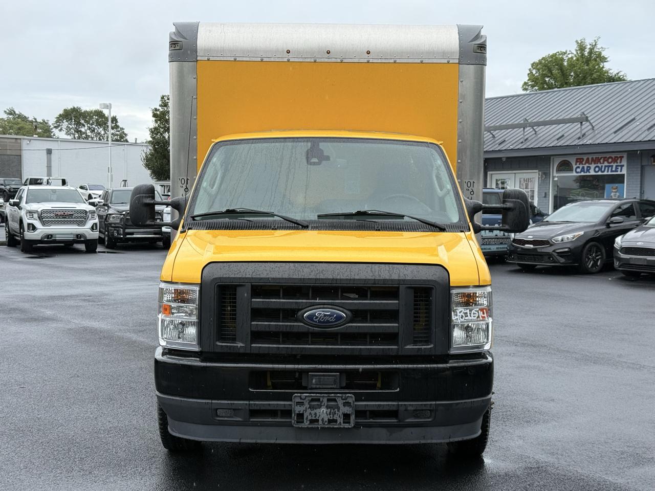 Ford E-Series Cutaway E-350 SRW 138" WB 2022
