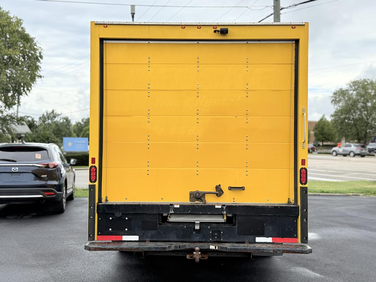 Ford E-Series Cutaway E-350 SRW 138" WB 2022