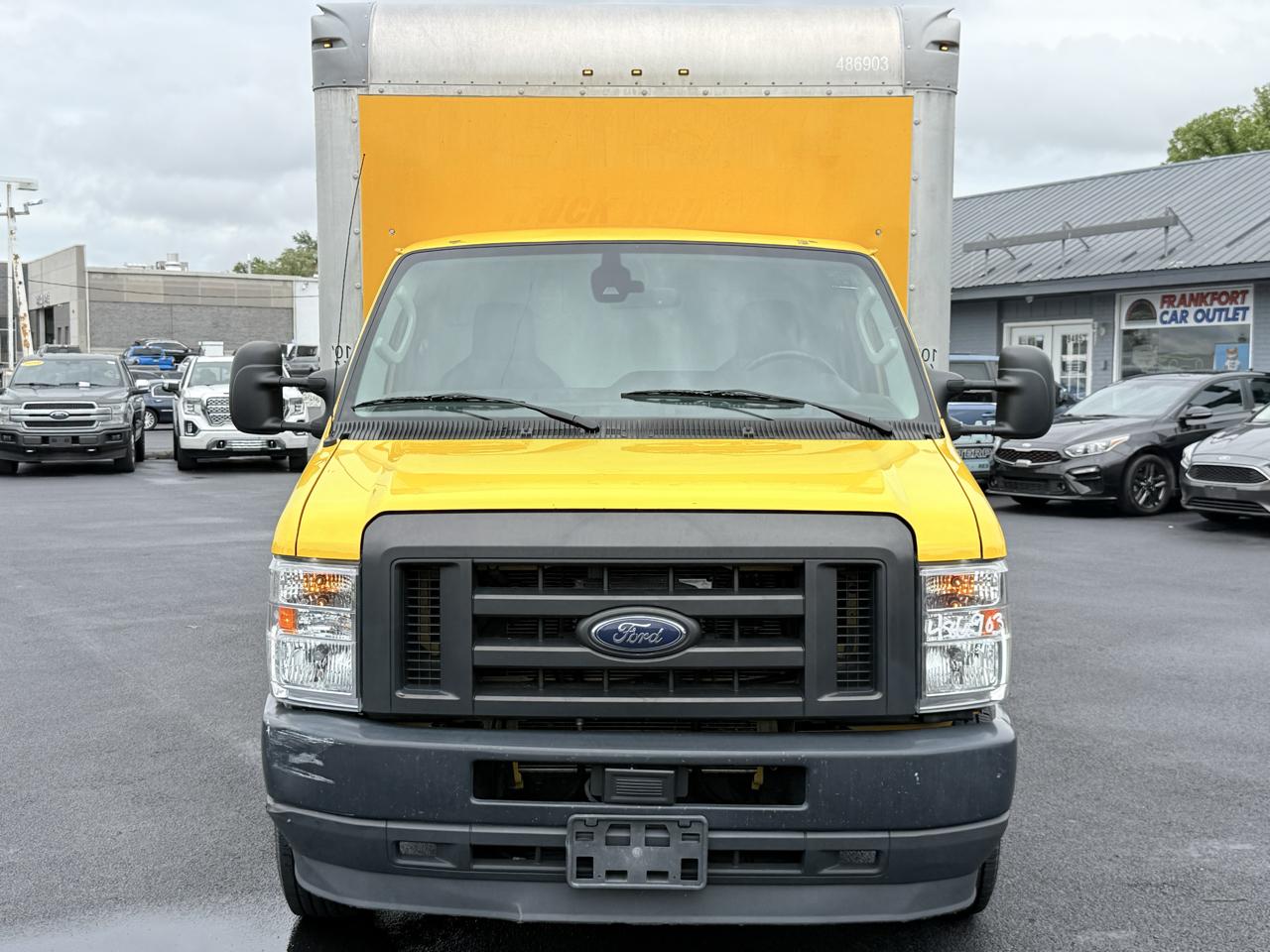 Ford E-Series Cutaway E-350 SRW 138" WB 2022